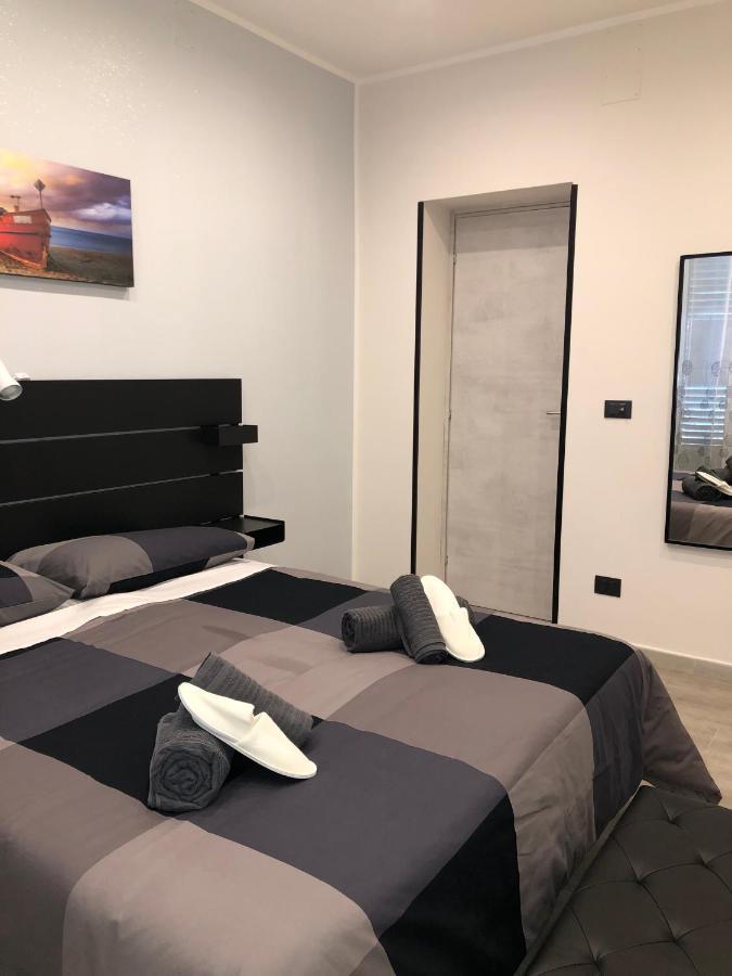 Dal Barce Rooms ปาแลร์โม ภายนอก รูปภาพ